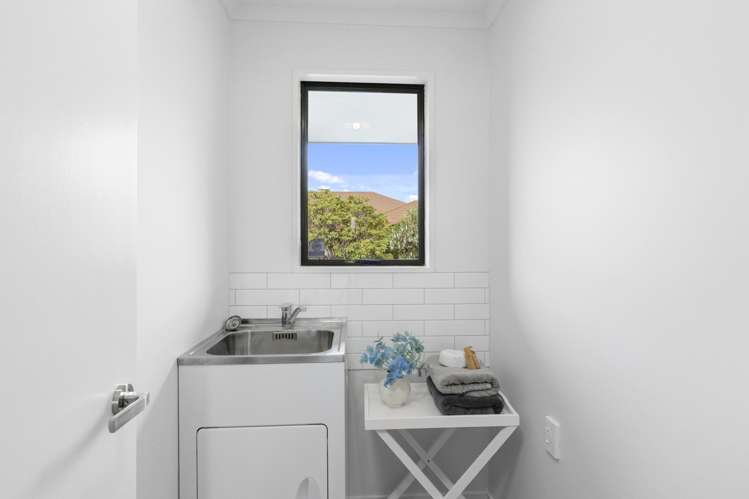 1/18 Sheraton Place Redwood_7