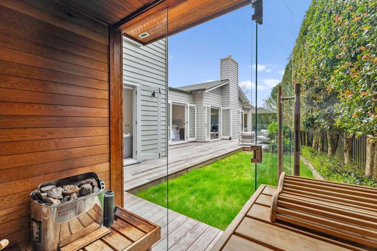 2 Golf Road Epsom_23