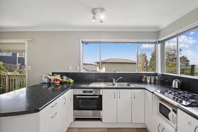 2/57 Coronation Road Hillcrest_3