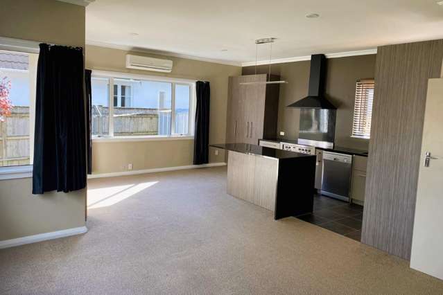12 Montgomery Terrace 2138_3