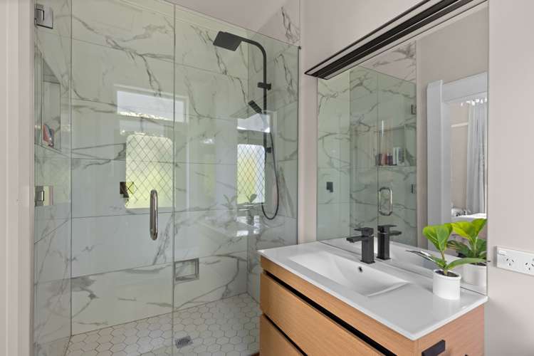 10 Cobden Road Bluff Hill_13