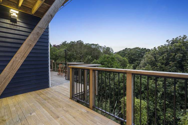 7 Birdwood Street Karori_21