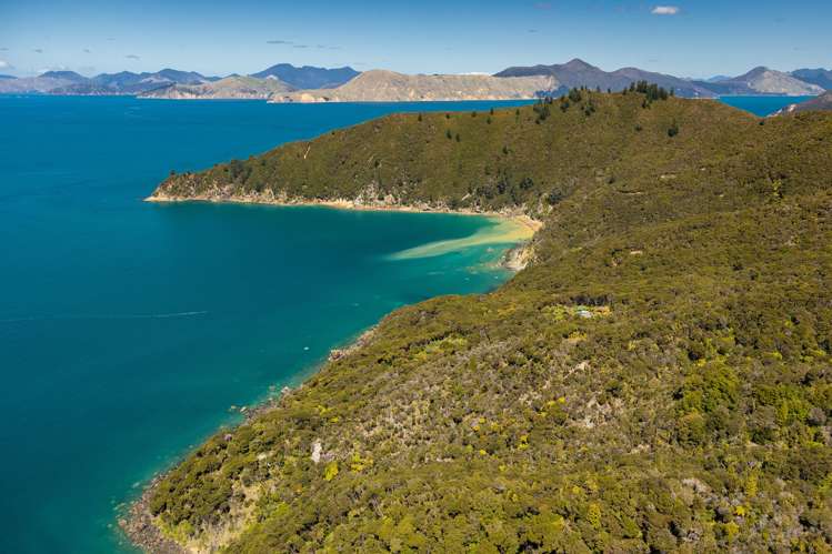 Lots 1,2 and 3 D'Urville Island Marlborough Sounds_0