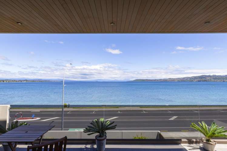 7/88 Lake Terrace Taupo_33