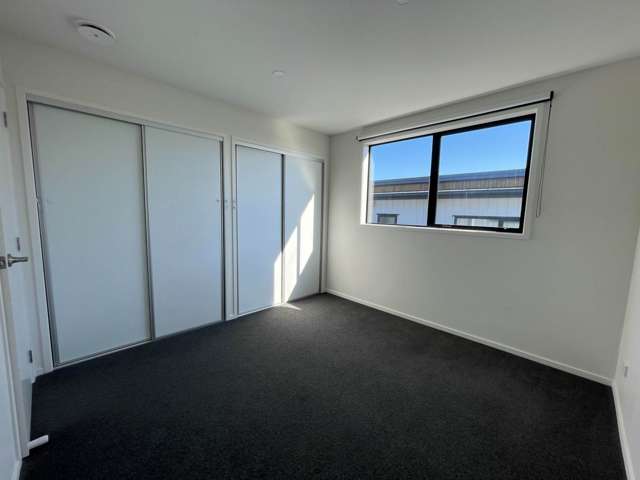 18 Canna Street Totara Park_4