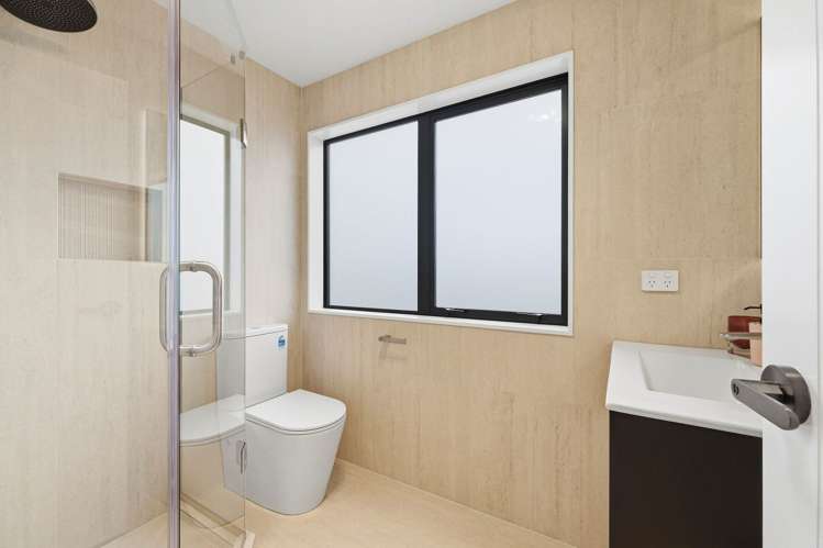 17D Cypress Place Sunnynook_24