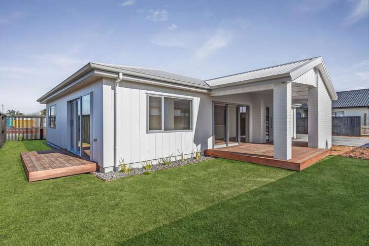 4 Whakahaumako Road Leamington_18