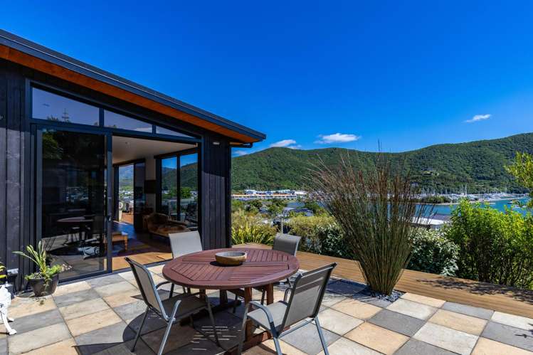 324A Waikawa Road Waikawa_11