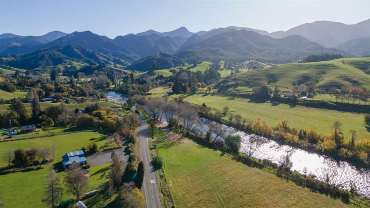 7 Greenhill Road Ngatimoti_34