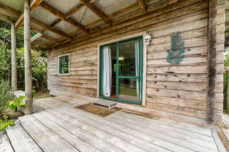 402 Owhiwa Road Parua Bay_14