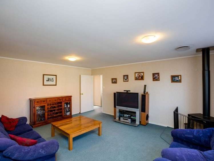 40 Dalfield Place Highbury_7