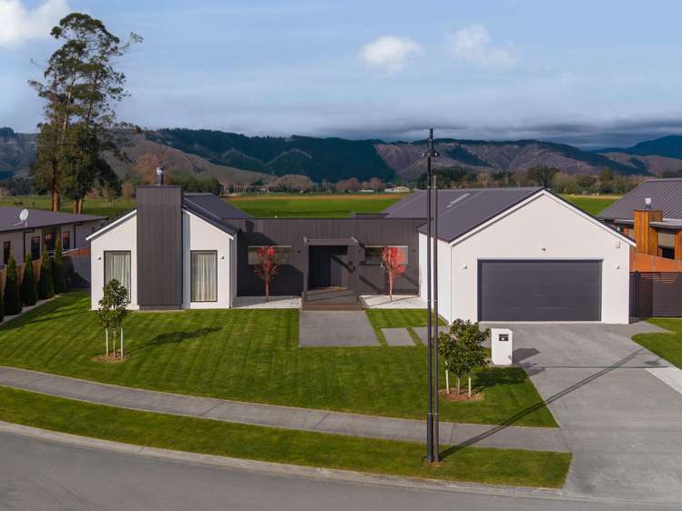 24 Phoenix Palms Grove_1