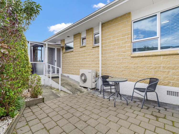 24a Cobham Crescent_4