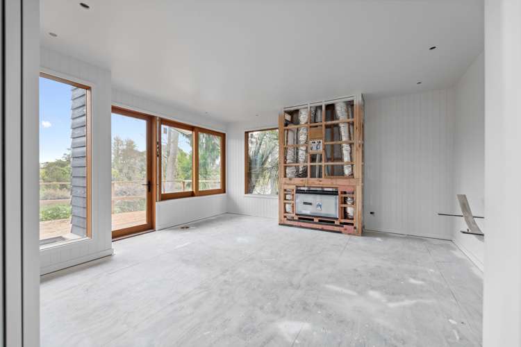 1027 River Road Queenwood_10