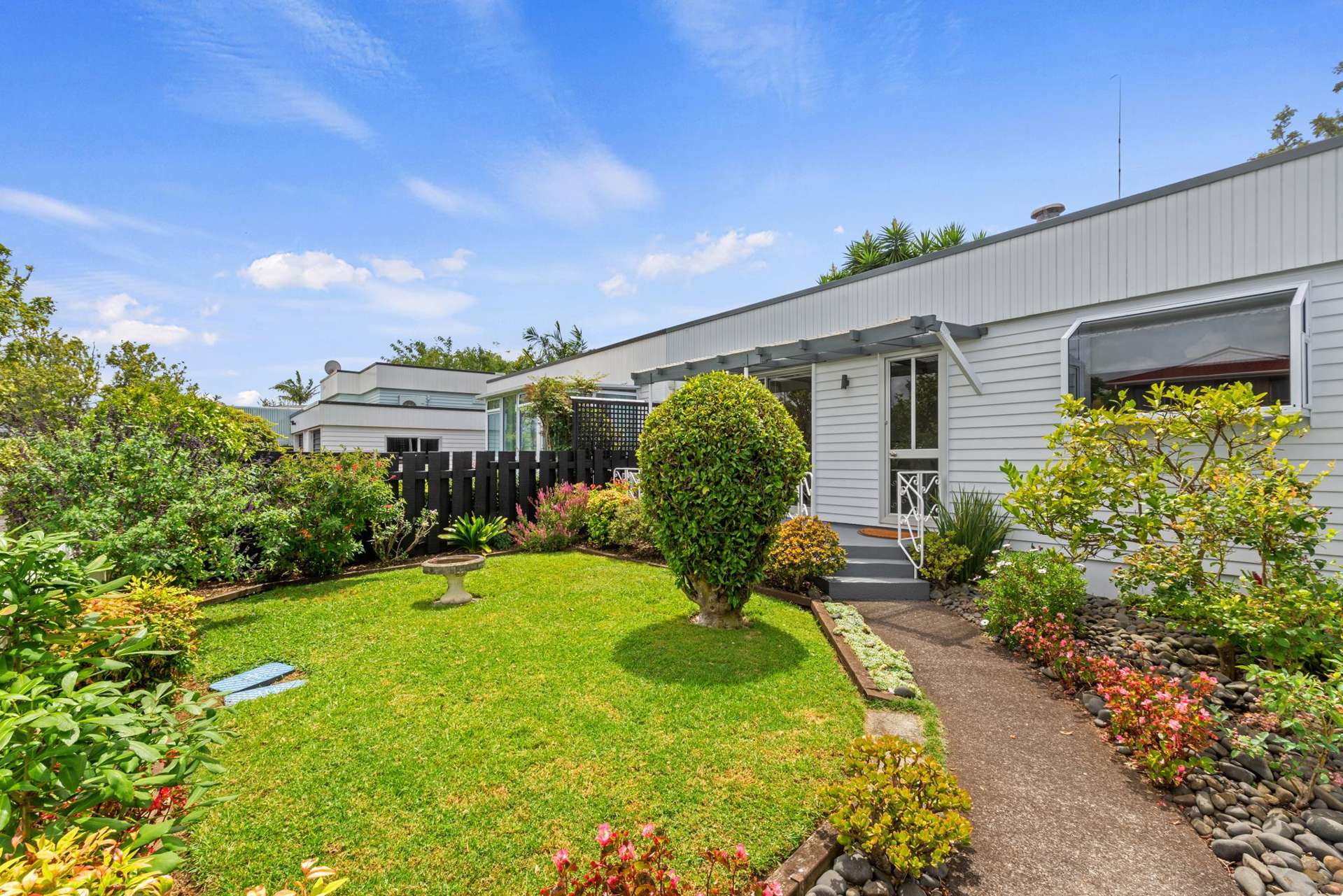 17 Newcastle Terrace Mount Albert_0