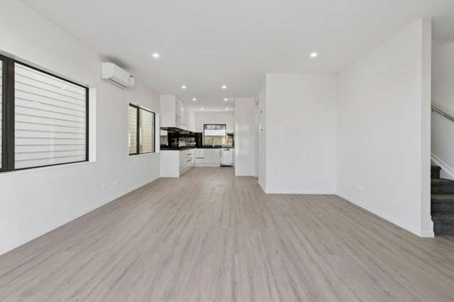 2/13 Kimpton Road Papatoetoe_4