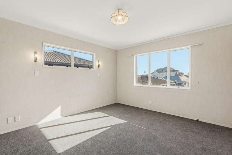 4/10 Terrace Avenue. Mount Maunganui_15