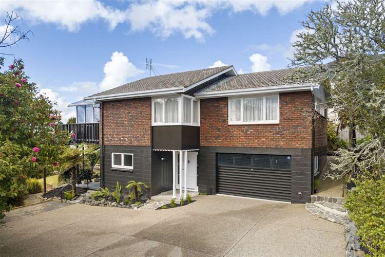 114 Lake Crescent Hamilton Lake_17