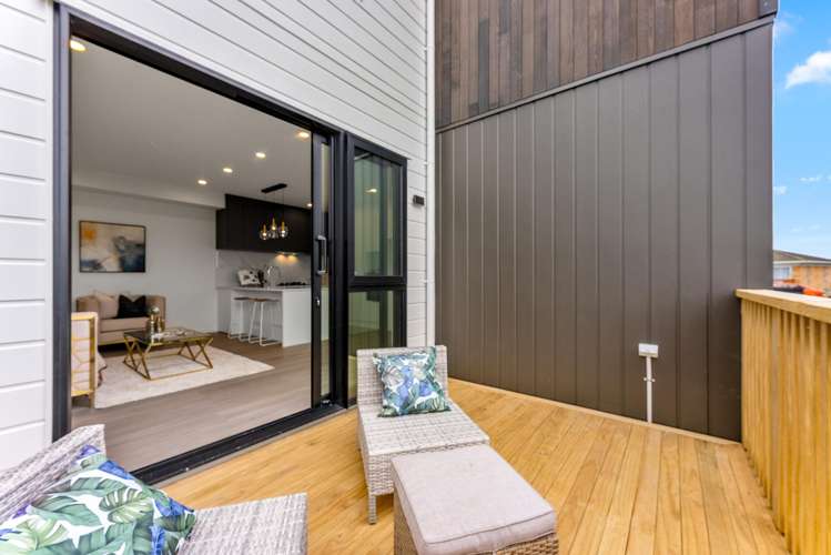 88 Hutchinsons Road Bucklands Beach_13