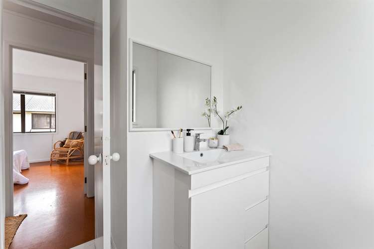 17 Caroline Heights Omaha_13