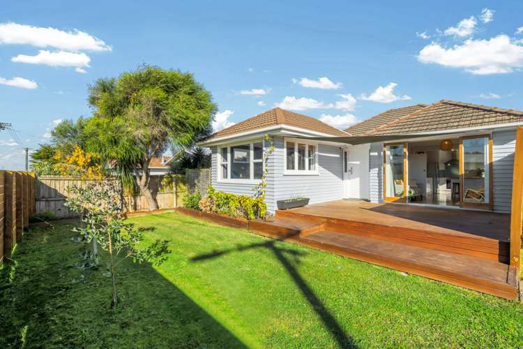 29 Beach Road North New Brighton_18