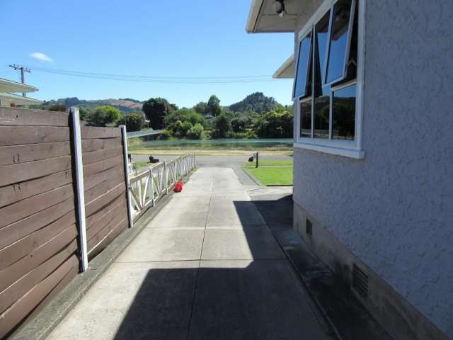 12 Thomson Street Gisborne_2