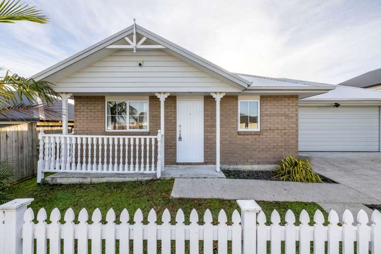 6 Queens Park Crescent_1