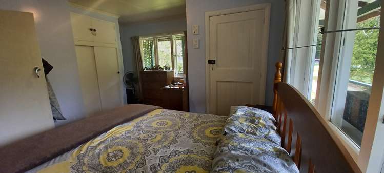 1216 Peel Forest Road Mesopotamia_7