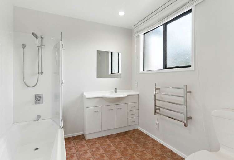 26/11 The Avenue Albany_15