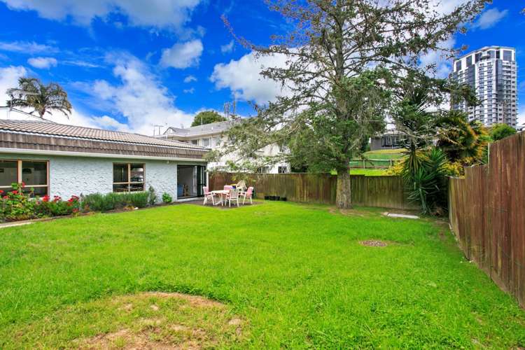 6 Burns Avenue Takapuna_18
