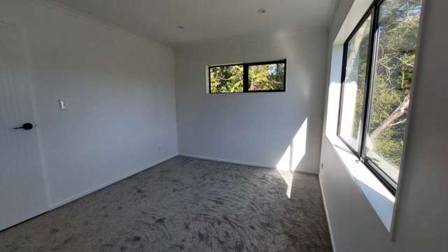 130a Solar Road Glen Eden_3