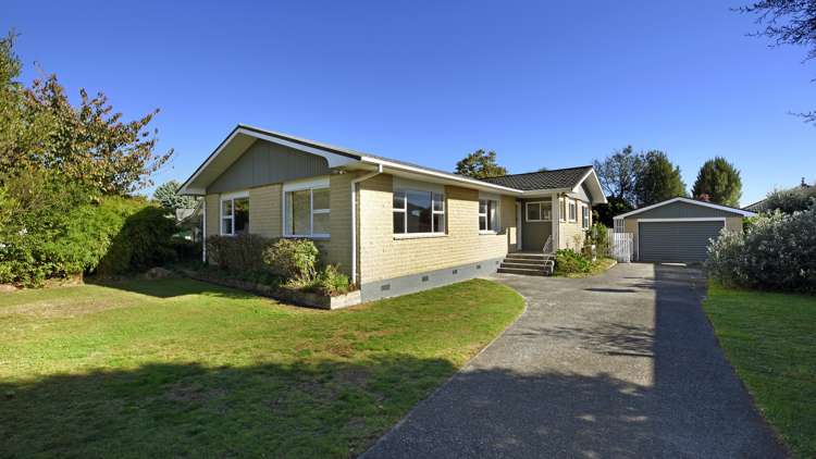 16 Kipling Crescent Stoke_20