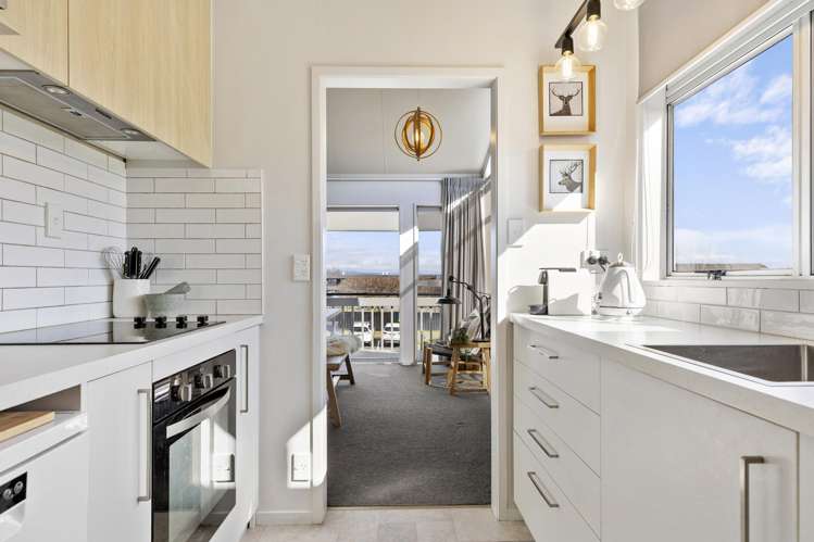 1/112 Roberts Street_0