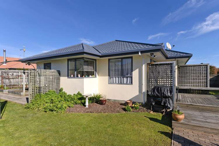 10 Sargeson Street Stoke_15