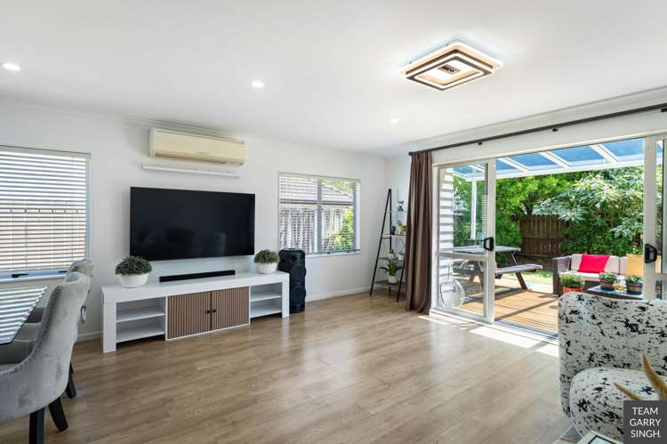 8 Ritchie Crescent Takanini_8