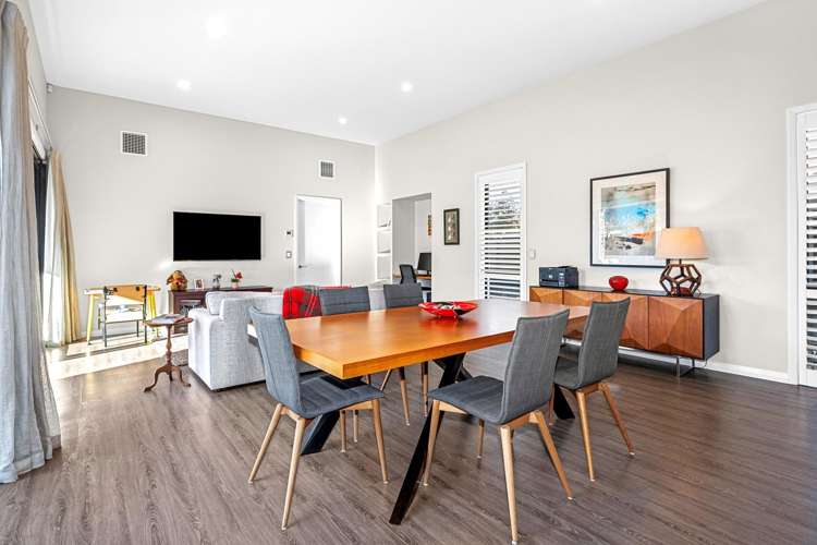 49 Vernon Drive Lincoln_6