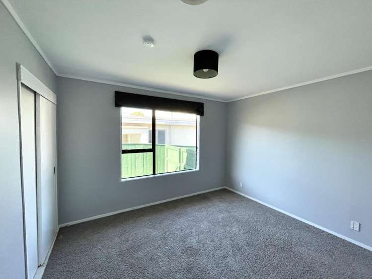 2/79 Molesworth Street 1353_4