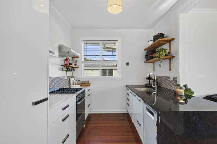14 Carthew Street Okato_2