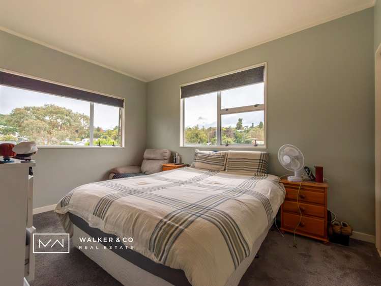 1 Roband Crescent Brown Owl_14