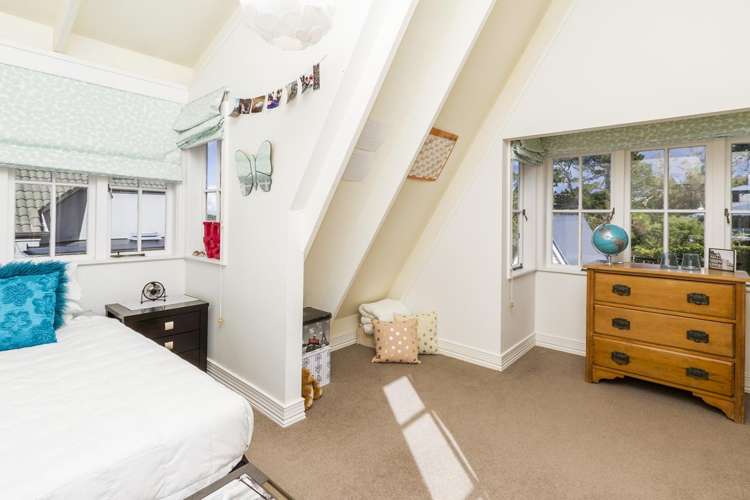 128 Beach Road Castor Bay_18