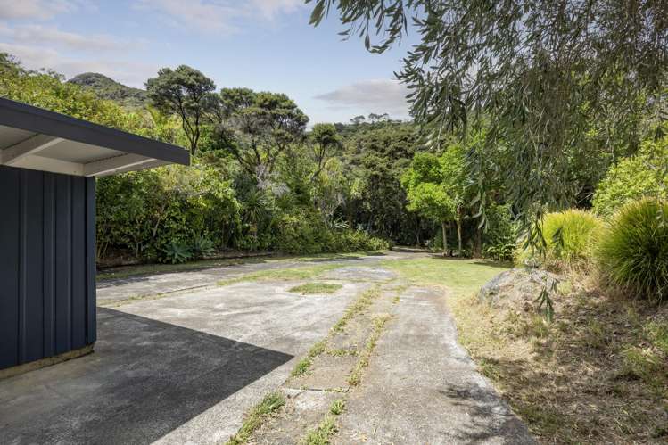 91 Seaview Road Piha_31