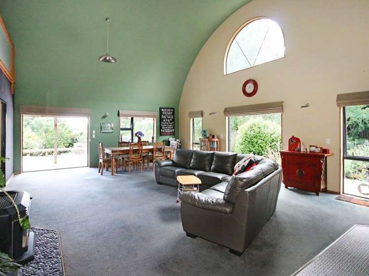 127 Kahuterawa Road Linton_16