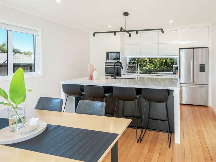 2/69 Wellington Street Howick_5