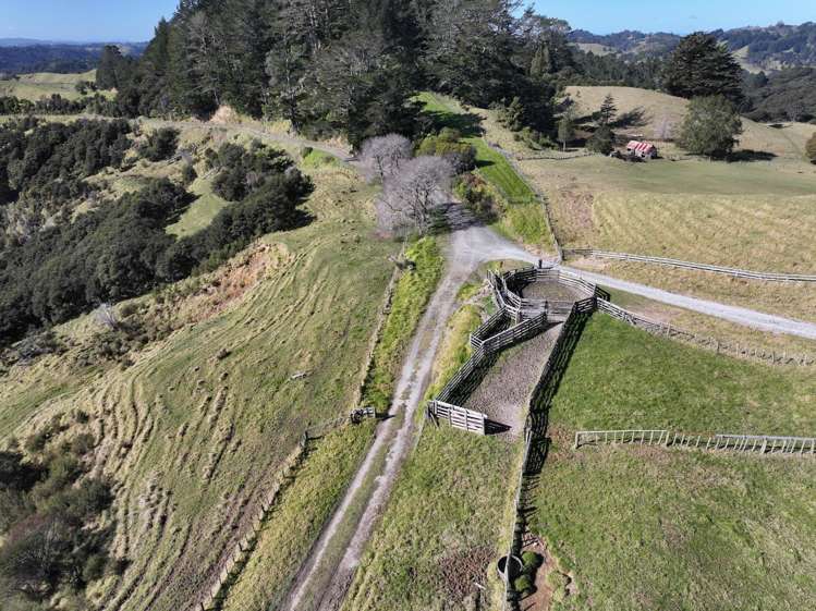 77 Remiger Road Puhoi_16