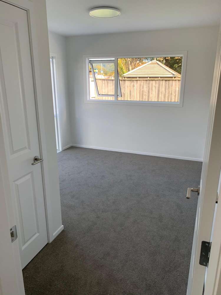  A/19 Marion Street Silverstream_11