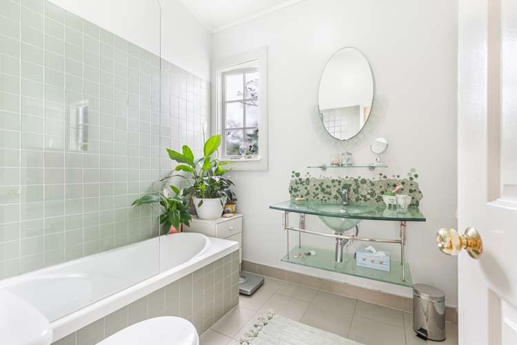 57a Archibald Road Kelston_23