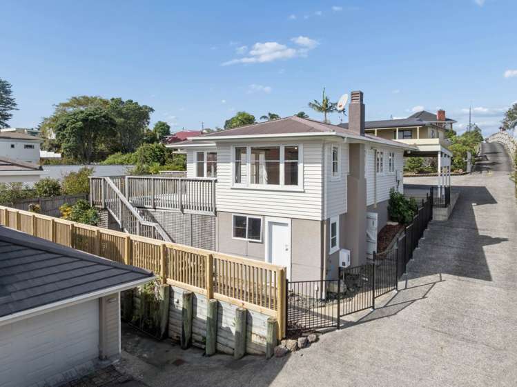 66 Bleakhouse Road Howick_28