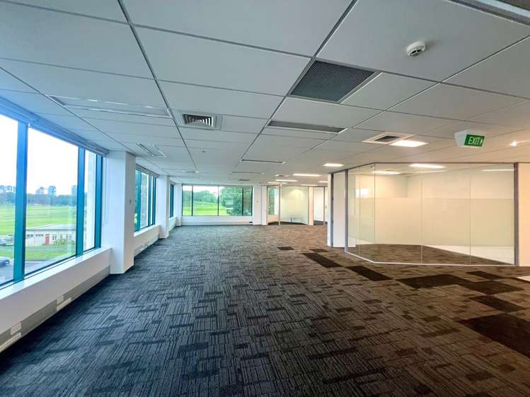 101 Carlton Gore Road Newmarket_10