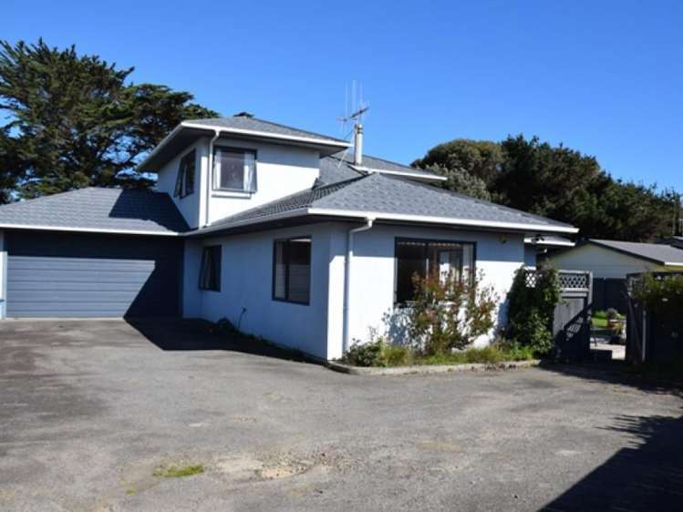 9 Caughley Avenue Otaki Beach_18