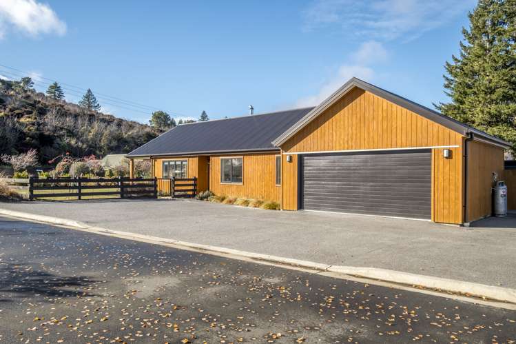 1 Dumblane Way Hanmer Springs_24